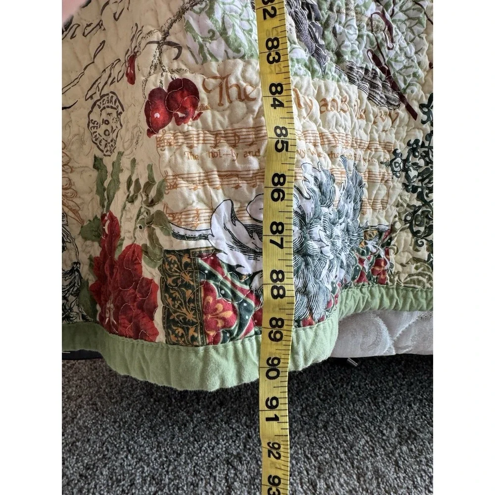 Christmas Holiday Quilted Bedspread 88 X 90